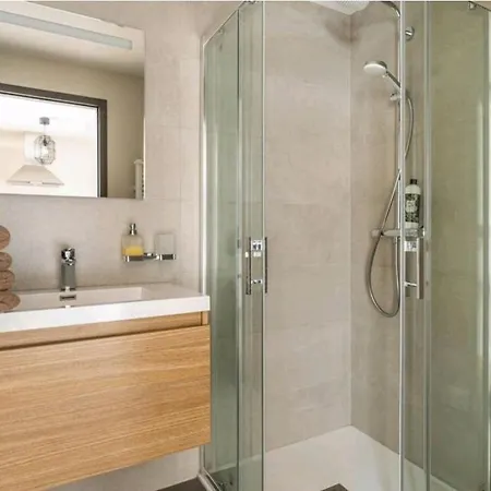 Le Nature 1 Et Sauna Apartment *